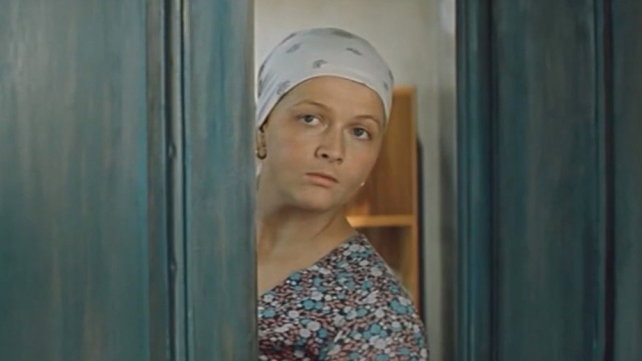 ТЕСТ: Помните ли вы фильм «Вас ожидает гражданка Никанорова»?