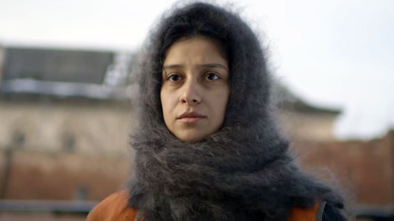 ТЕСТ: Угадайте фильмы с Равшаной Курковой по одному кадру!