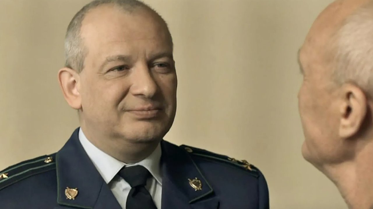 ТЕСТ: Угадайте фильмы с Дмитрием Марьяновым по одному кадру!