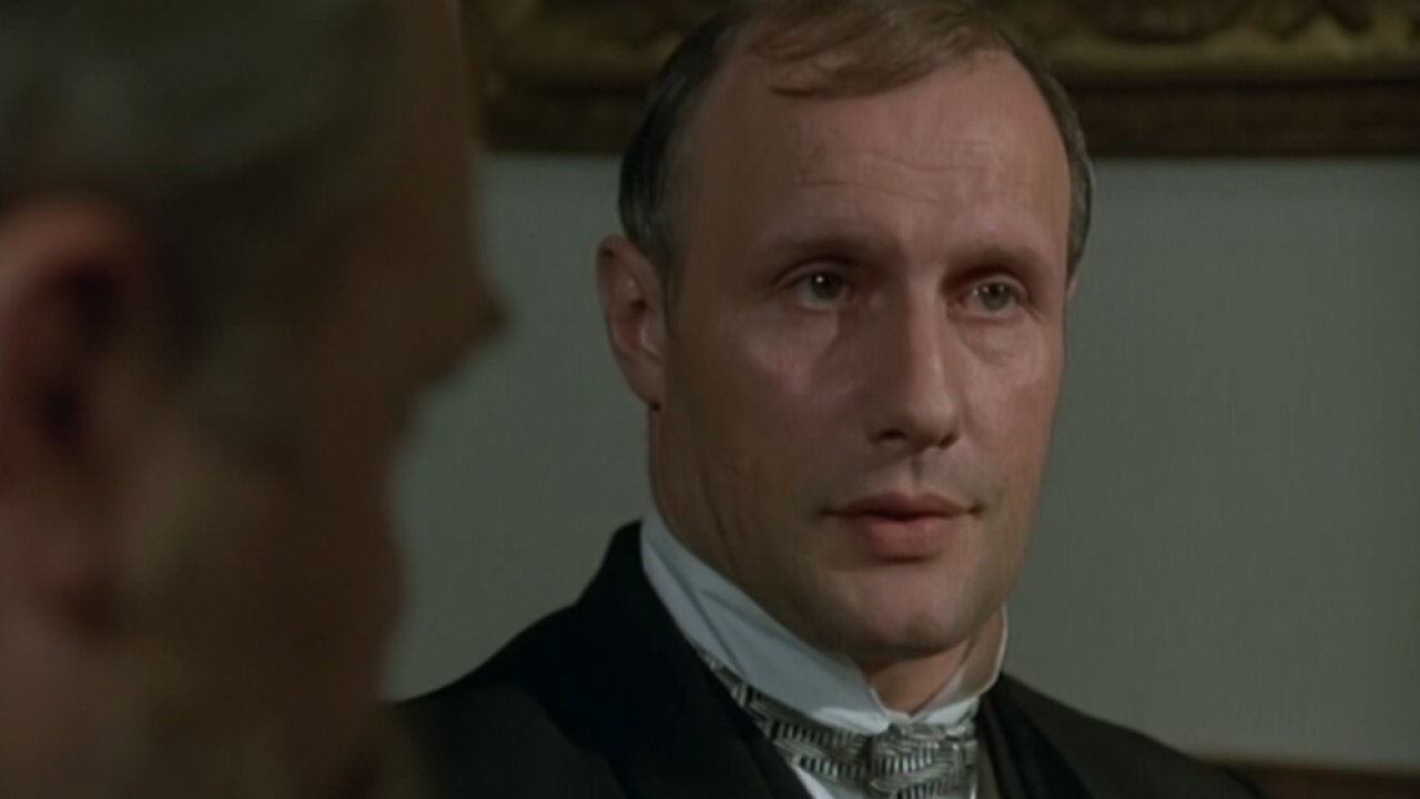 ТЕСТ: Насколько хорошо вы знаете роли Александра Пороховщикова?