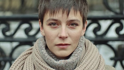 ТЕСТ: Угадайте фильмы с Еленой Сафоновой по одному кадру!