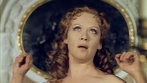 ТЕСТ: Угадайте, из какого фильма королева!