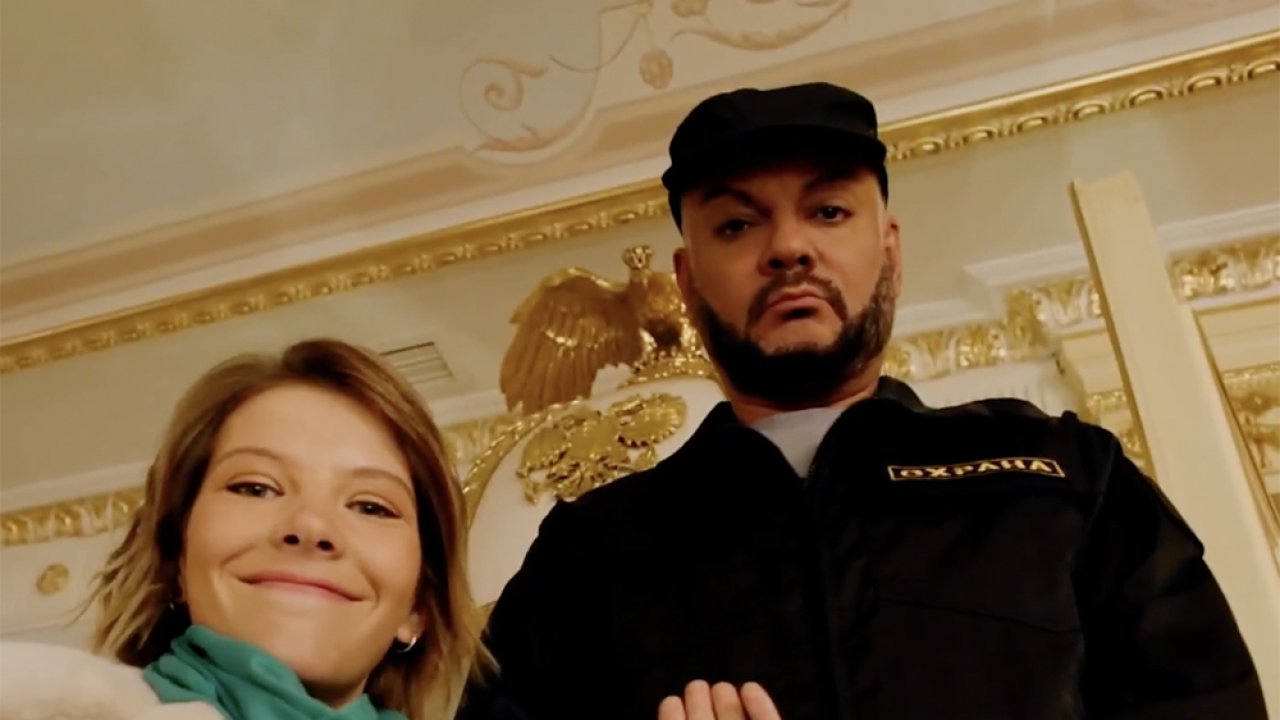 ТЕСТ: Угадайте ли вы, из какого фильма певец?