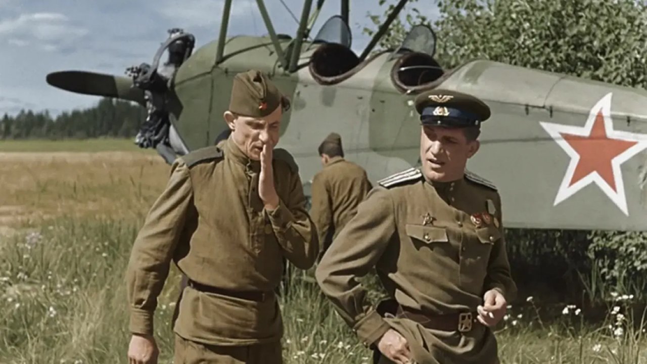 ТЕСТ: Узнаете ли вы, из какого фильма защитники Отечества?