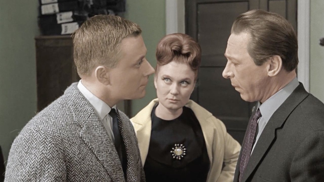 ТЕСТ: Проверьте, насколько хорошо вы помните фильм «Берегись автомобиля»!