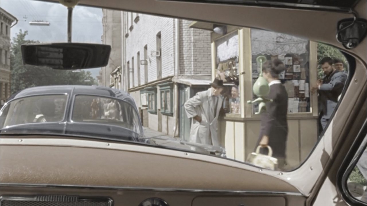 ТЕСТ: Проверьте, насколько хорошо вы помните фильм «Берегись автомобиля»!